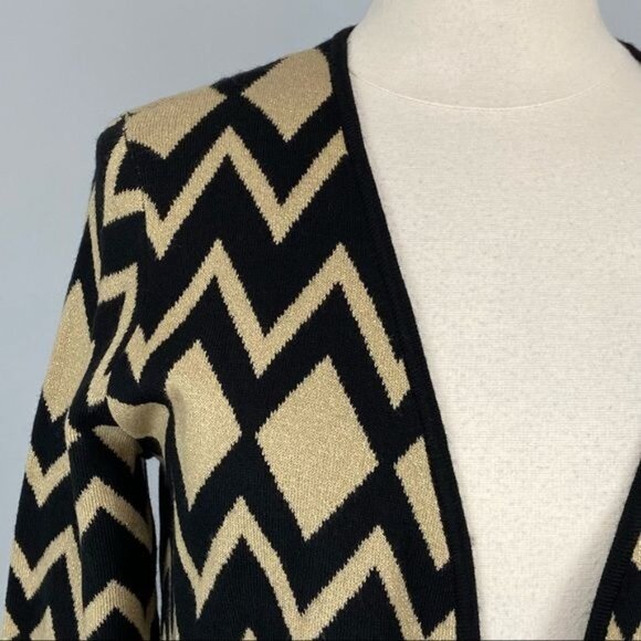 Alfred Dunner Womens Tis the Season Gold Black Cardigan Sweater size Medium - Picture 3 of 12
